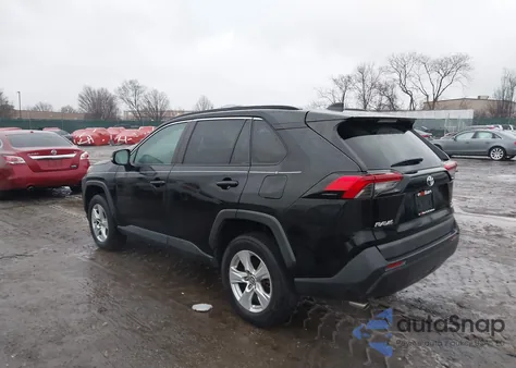 2019 Toyota Rav4 Xle from USA, damaged, VIN 2T3P1RFVXKW061910